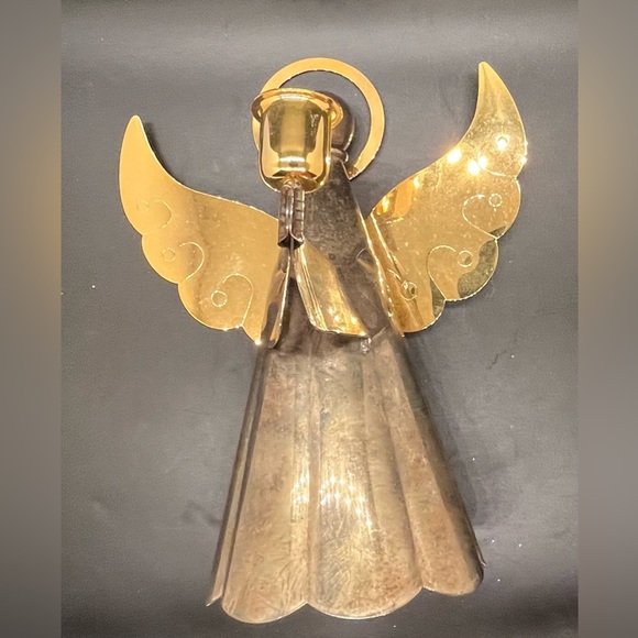 Christmas Brass Angel Holding Tapered Candlestick Holder Vintage Made Hong Kong - Picture 4 of 16